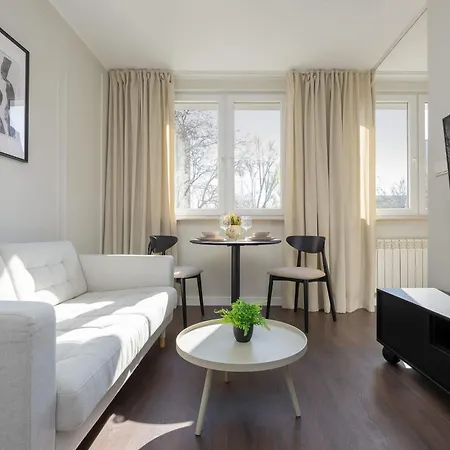 Cozy & Modern Close To The Center By Renters * Warschau